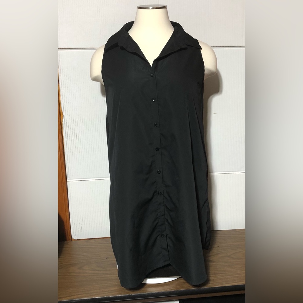 SKU # missing CURVE 2XL Button up the front blouse dress. 39” shoulder to hem
